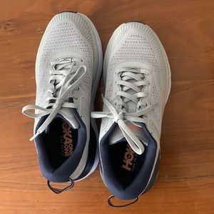 Womens Hoka Bondi 7 size 7.5